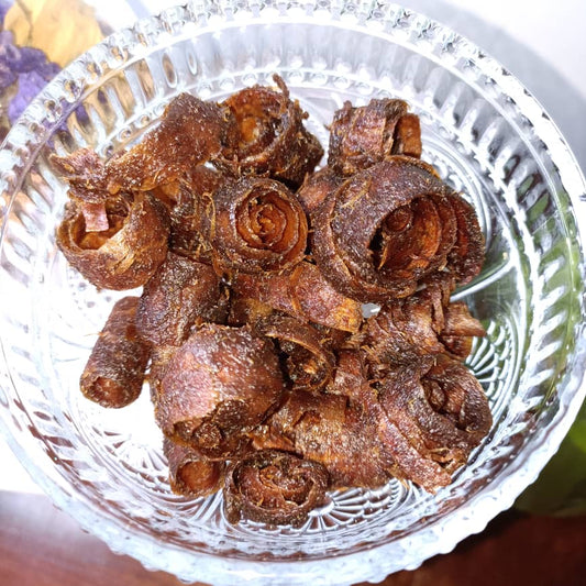 Handmade Bukhoor Oud | Classic Sandal Flakes, sweet scent | 100% Natural Handmade Incense Home Fragrance / Turaren Wuta / Arabian Incense