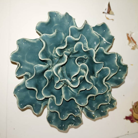 15cm Ceramic Wall Flower Sea Lettuce Teal Turquoise Floral Vegetable Wall Mounted Ceramic Sea Lettuce